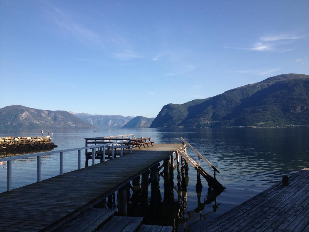 Leikanger Fjordhotel - Unike Hoteller Экстерьер фото