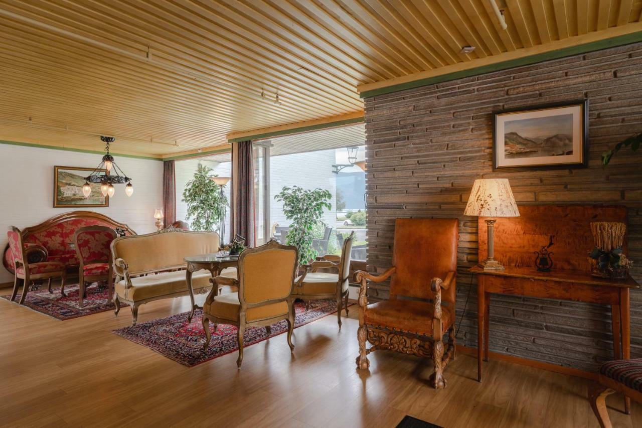 Leikanger Fjordhotel - Unike Hoteller Экстерьер фото