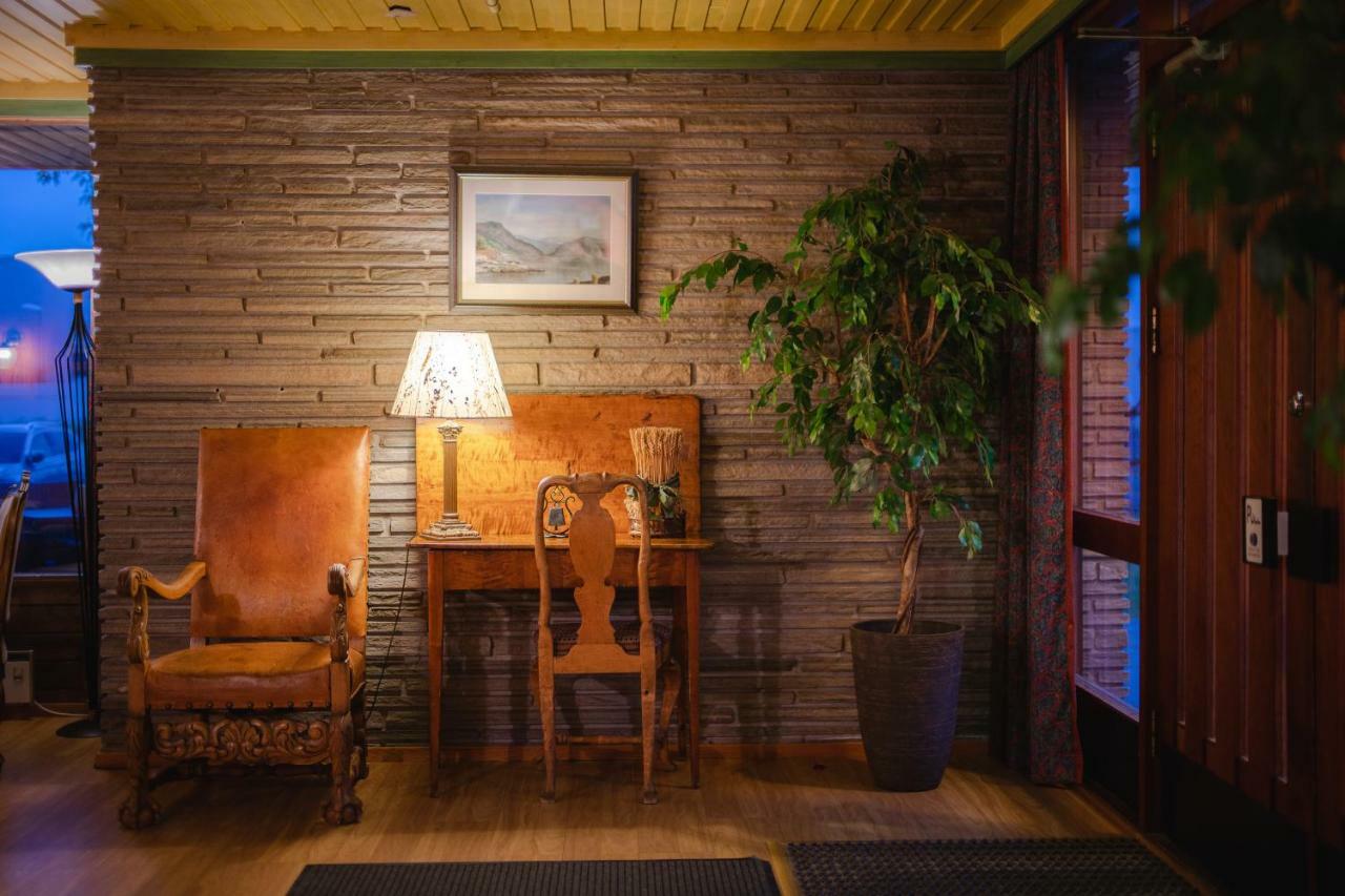 Leikanger Fjordhotel - Unike Hoteller Экстерьер фото