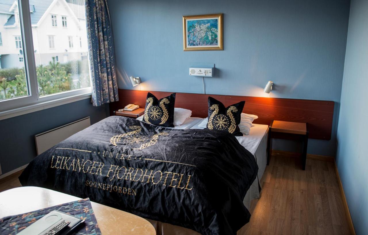 Leikanger Fjordhotel - Unike Hoteller Экстерьер фото