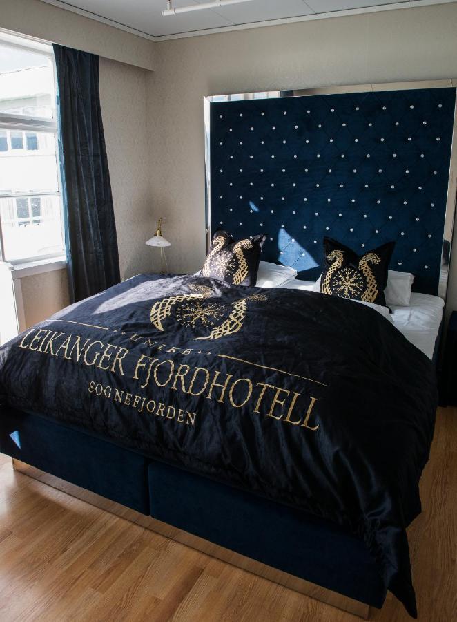Leikanger Fjordhotel - Unike Hoteller Экстерьер фото